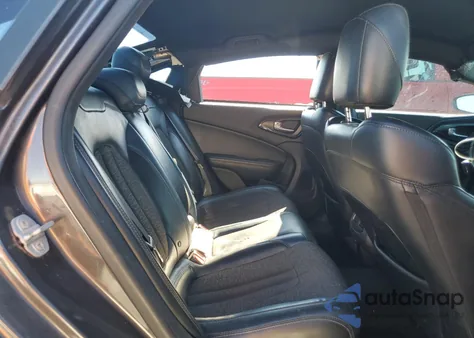 2015 Chrysler 200 S из США, поврежденный, VIN 1C3CCCBB3FN667567